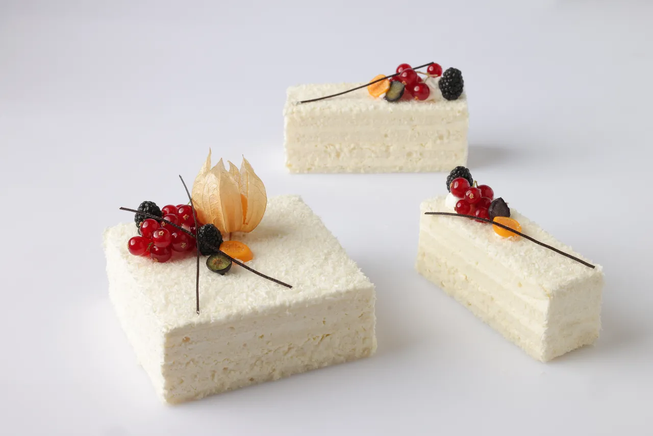 White Sponge Pasta